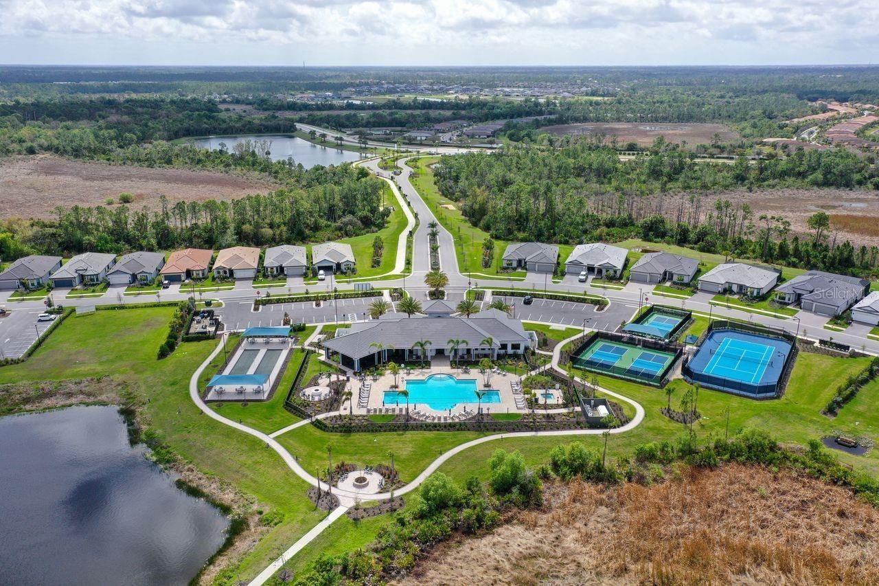 4400 Lakeside Grove Place , North Port, FL 34289 Photo