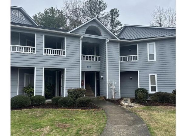 112 Breezewood Drive , Unit E, Greenville, NC 27858