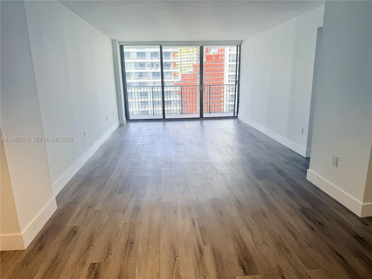 1450 Brickell Bay Dr , Unit 1405, Miami, FL 33131 Photo