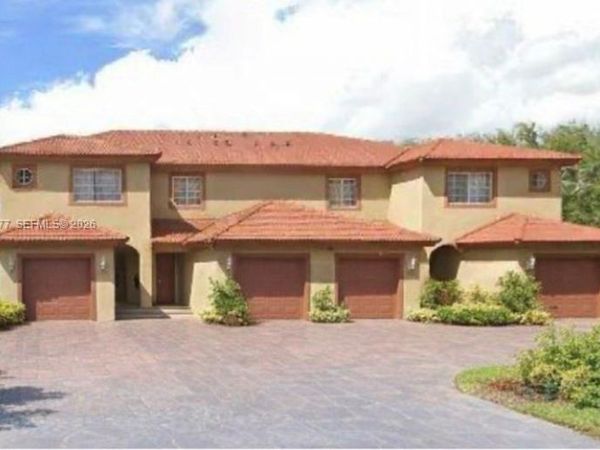 9302 NW 4th Ave , Miami, FL 33150