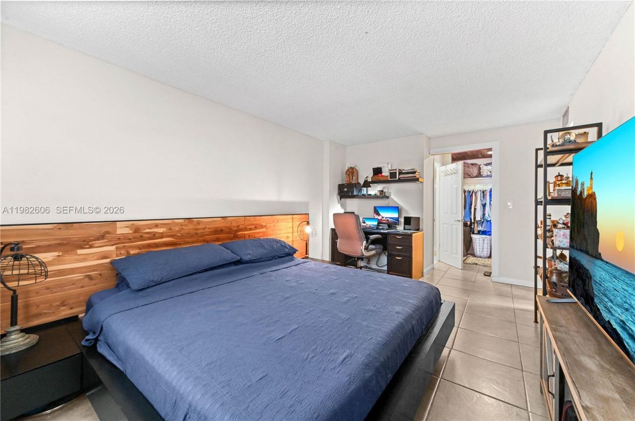 2761 Taft St, Unit 110, Hollywood, FL 33020 Photo