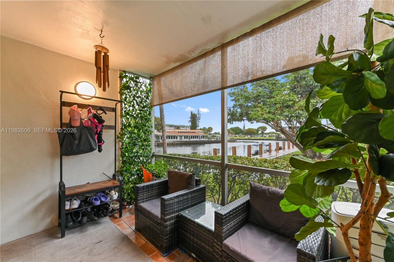 2761 Taft St, Unit 110, Hollywood, FL 33020 Photo