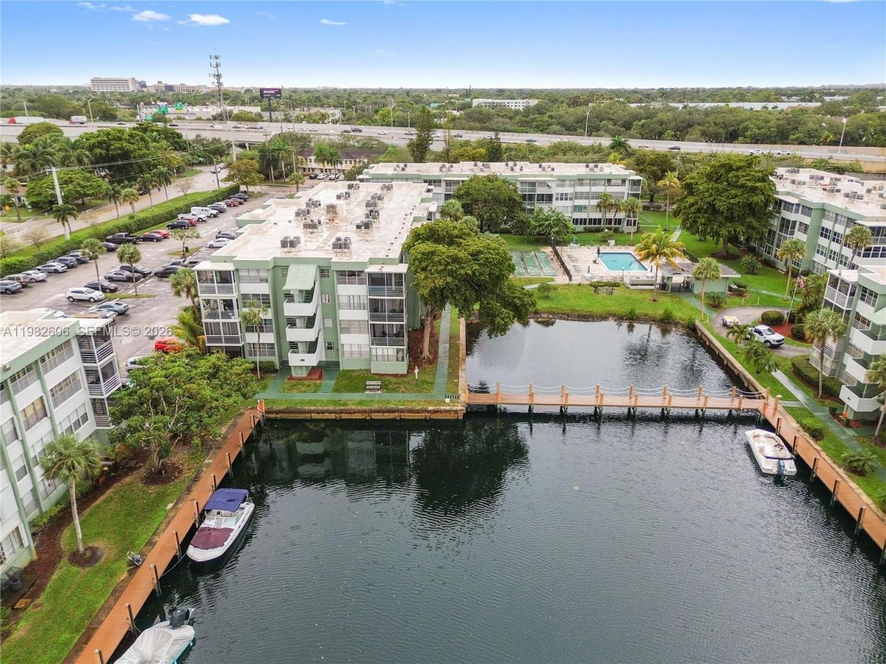 2761 Taft St, Unit 110, Hollywood, FL 33020 Photo