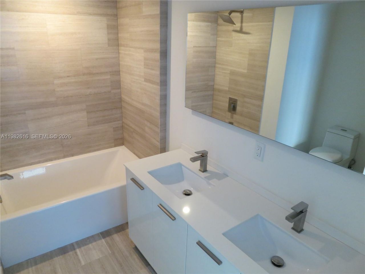 1300 Brickell Bay Dr , Unit 1100, Miami, FL 33131 Photo