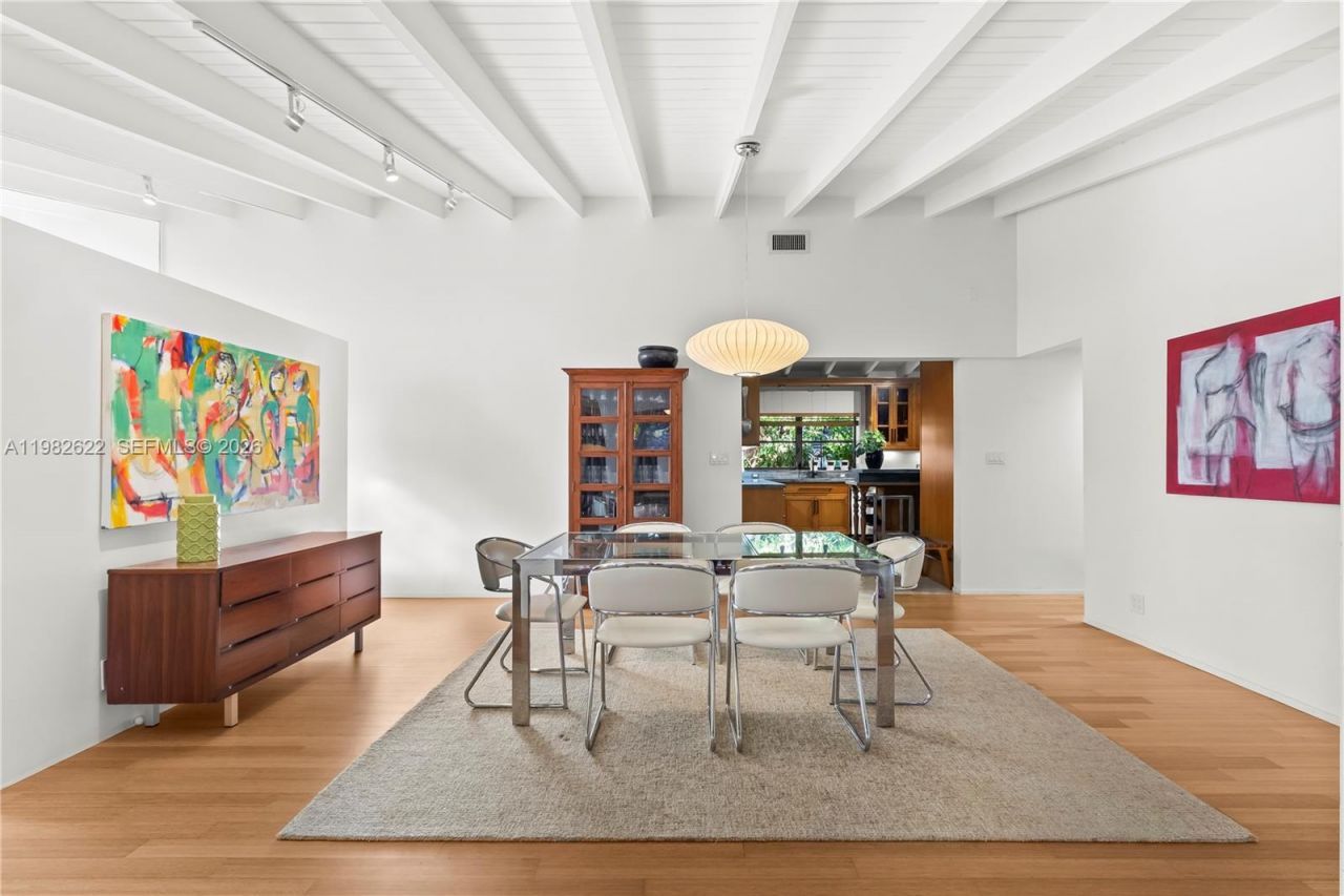 2132 Middle River Dr, Fort Lauderdale, FL 33305 Photo