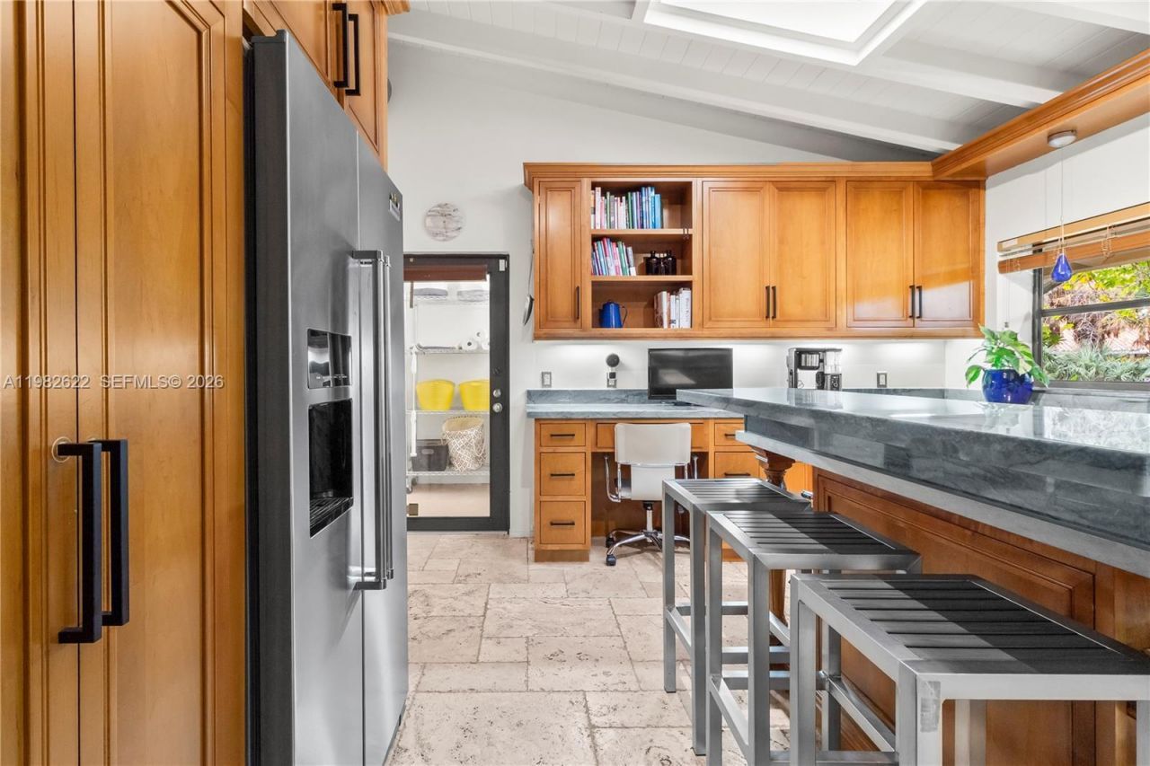 2132 Middle River Dr, Fort Lauderdale, FL 33305 Photo