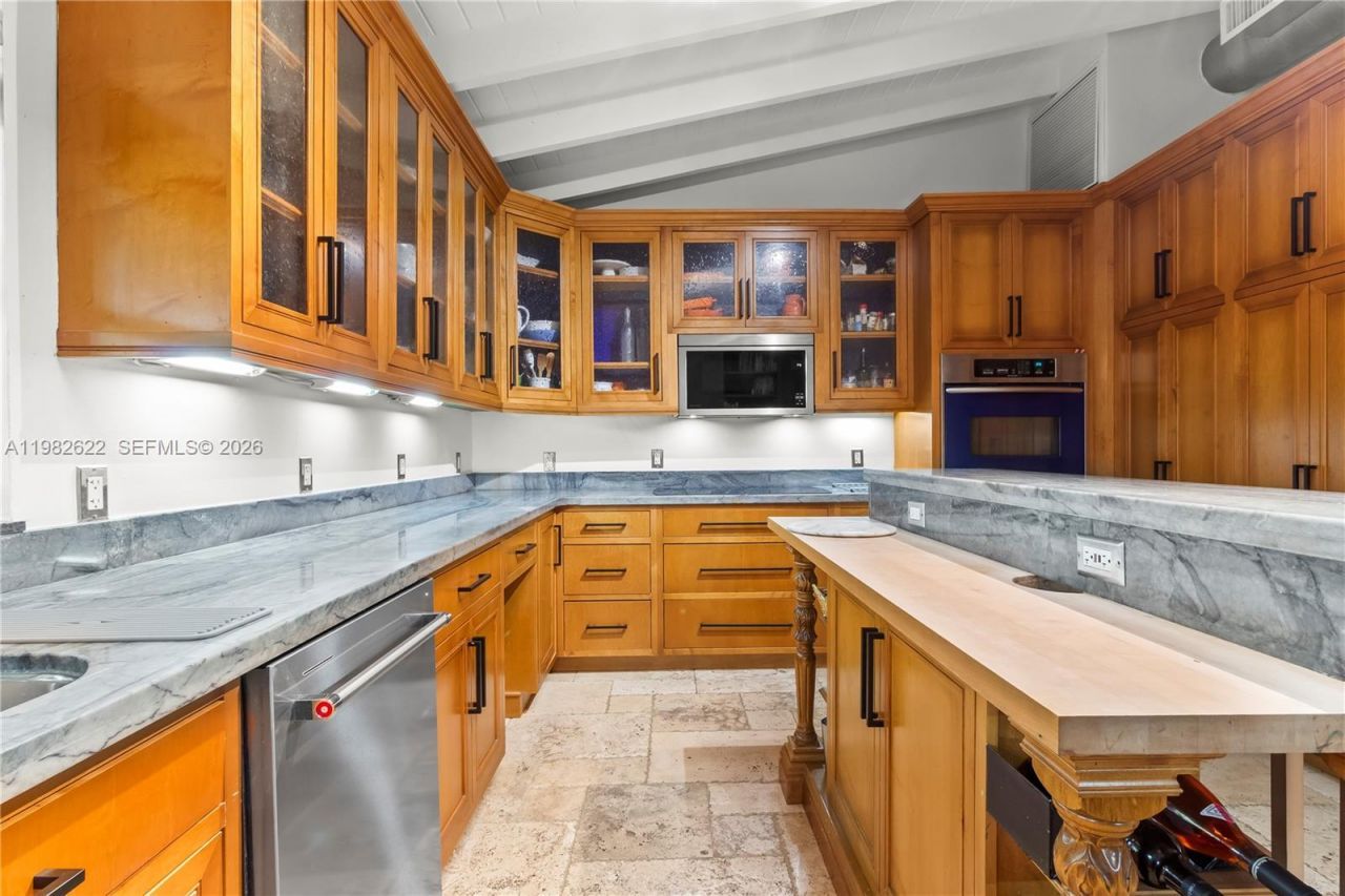 2132 Middle River Dr, Fort Lauderdale, FL 33305 Photo