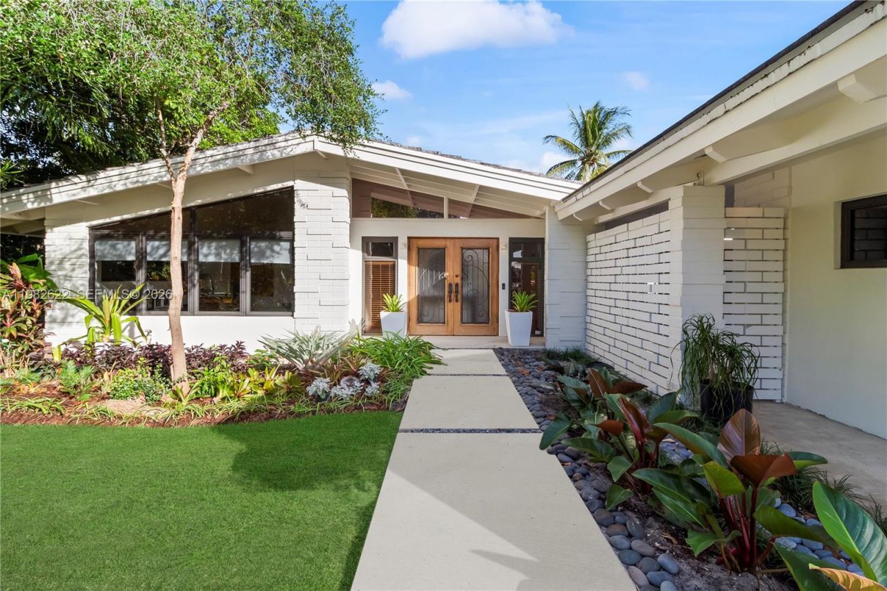 2132 Middle River Dr, Fort Lauderdale, FL 33305 Photo