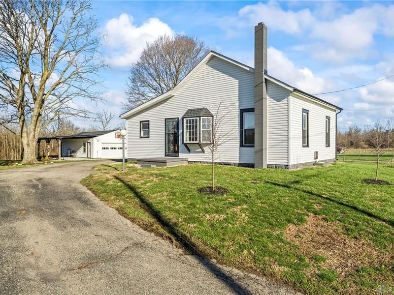 10797 Gratis Jacksonburg Road, Gratis Township, OH 45064 Photo 3