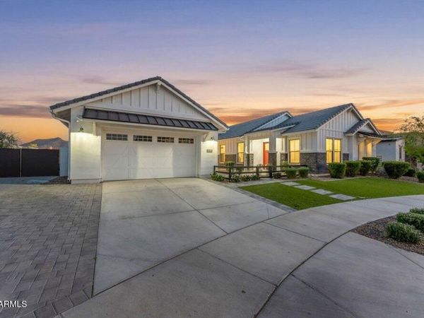 20717 E PUMMELOS Road, Queen Creek, AZ 85142