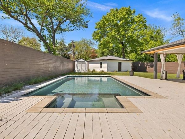 505 Heyser Drive, Dallas, TX 75224