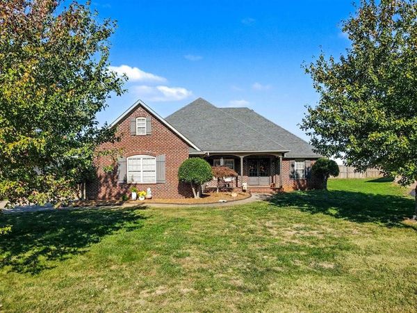 122 Cross Hall Loop, Bowling Green, KY 42104