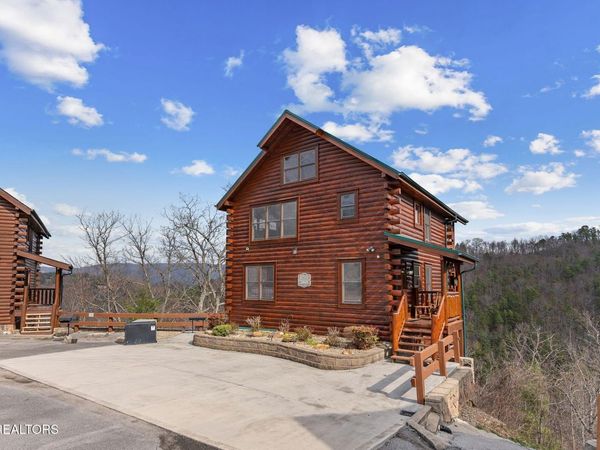 2869 White Oak Ridge Lane, Sevierville, TN 37862