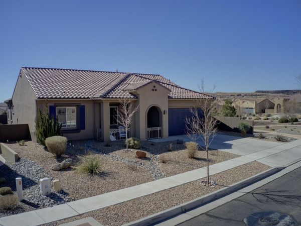 9108 Lake Isabella Way NW, Albuquerque, NM 87120