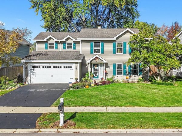 2482 Hedge Row Drive , Aurora, IL 60502