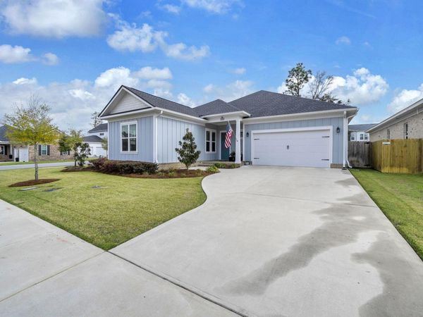 222 Safflower Lane, Niceville, FL 32578