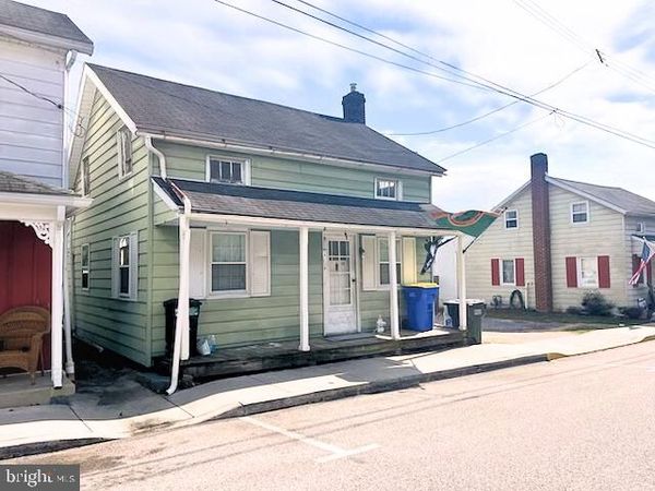 30 CHERRY STREET , SEVEN VALLEYS, PA 17360