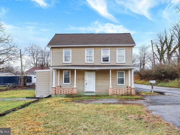 36 MIDDLE SPRING AVENUE, SHIPPENSBURG, PA 17257