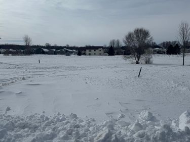 1585 Wood Duck Lane NE, Owatonna, MN 55060