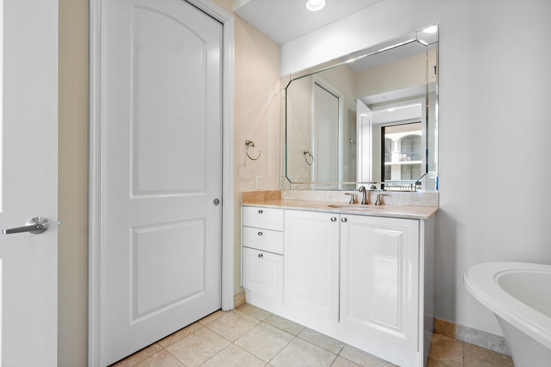 701 S Olive Avenue, Unit 2009, West Palm Beach, FL 33401 Photo