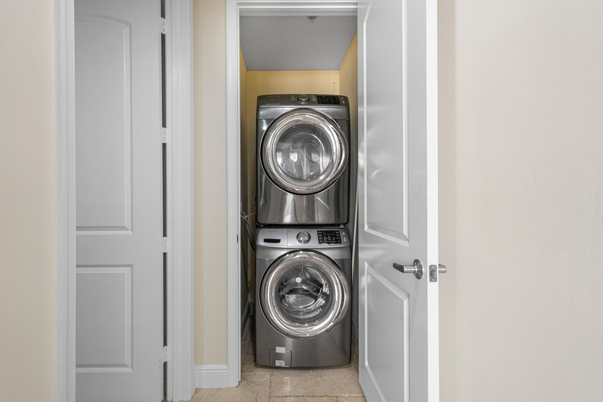 701 S Olive Avenue, Unit 2009, West Palm Beach, FL 33401 Photo