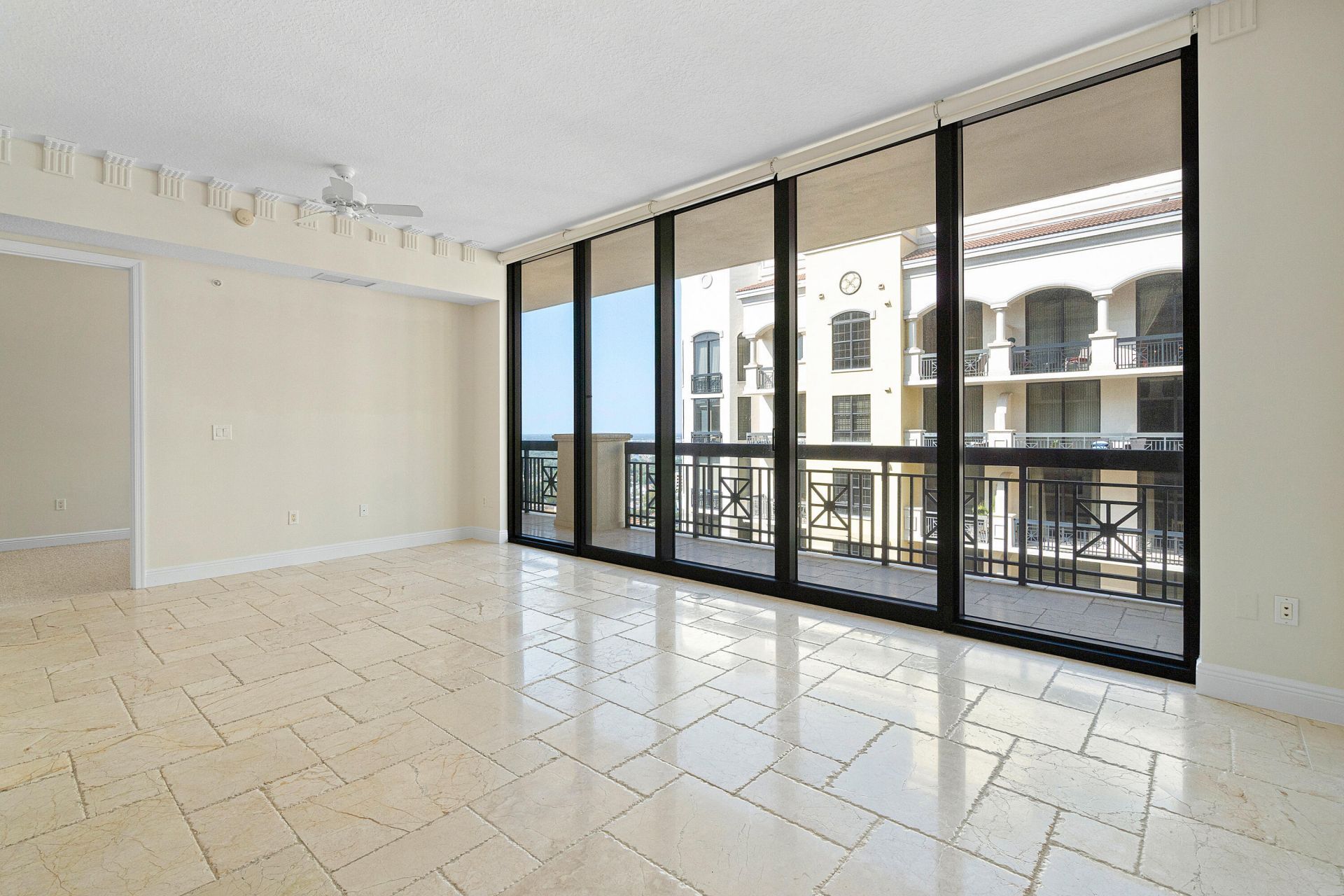 701 S Olive Avenue, Unit 2009, West Palm Beach, FL 33401 Photo