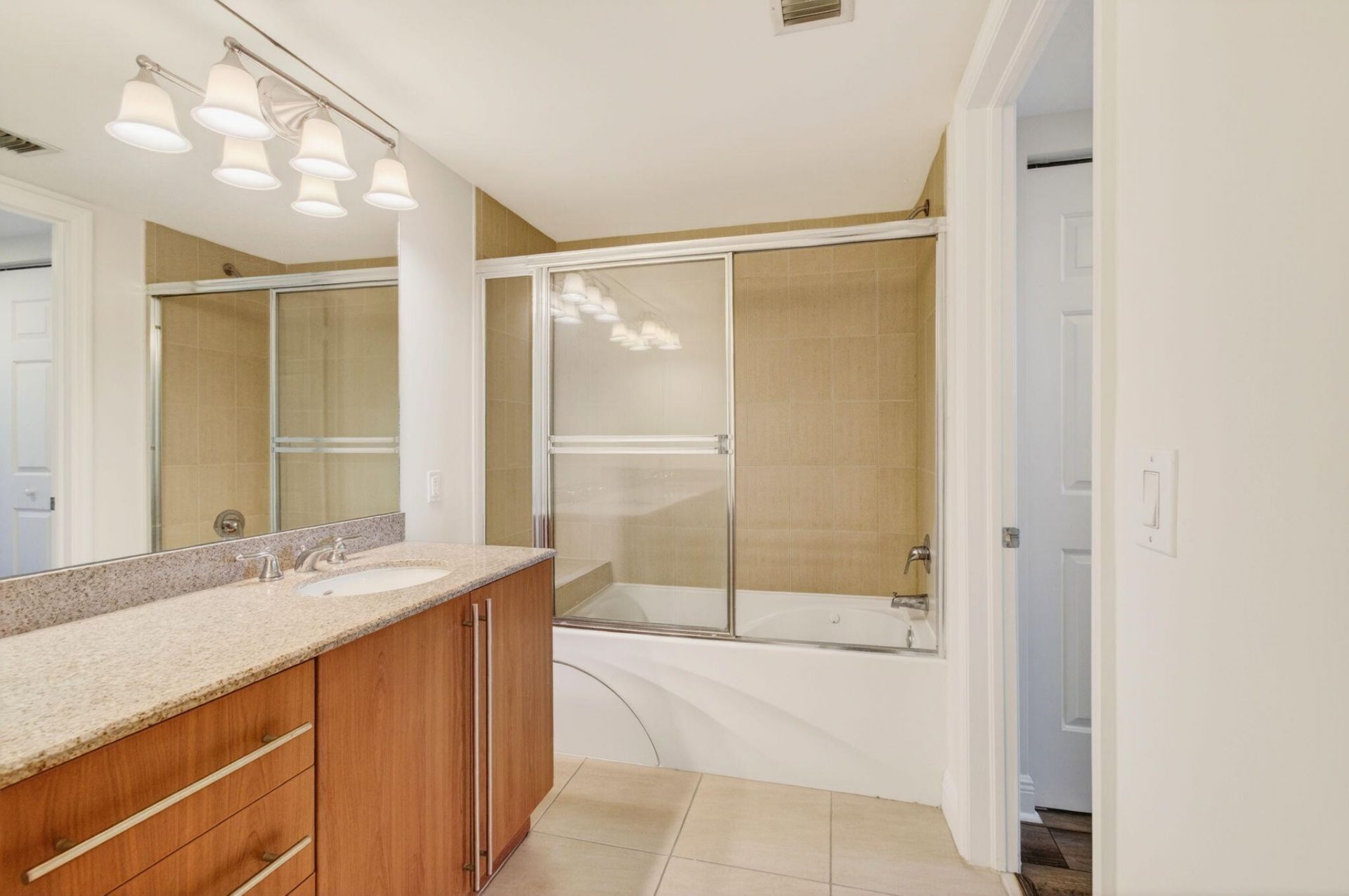 610 Clematis Street, Unit 709, West Palm Beach, FL 33401 Photo