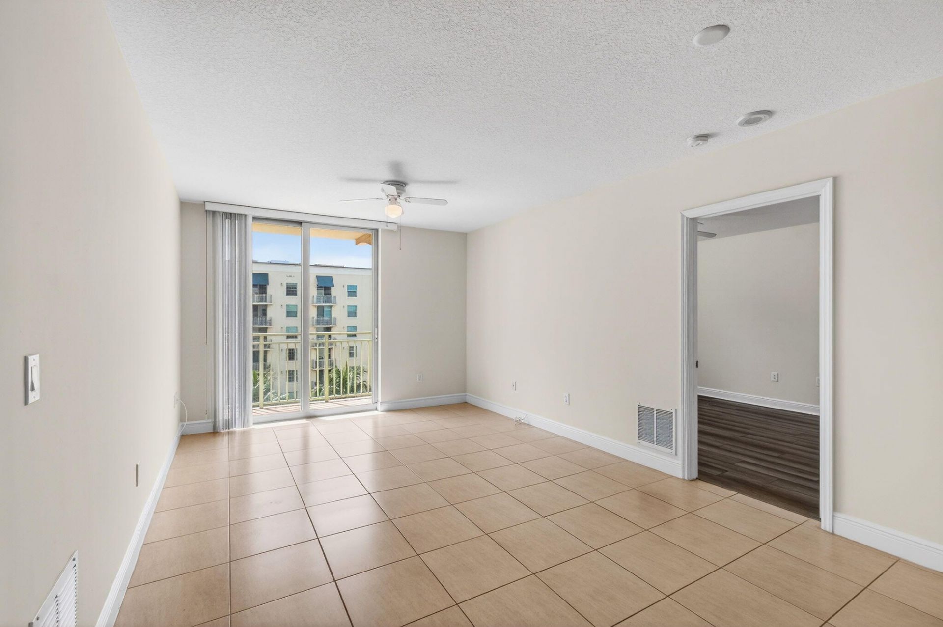 610 Clematis Street, Unit 709, West Palm Beach, FL 33401 Photo