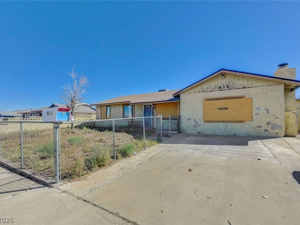 914 Palo Verde Drive , Henderson, NV 89015