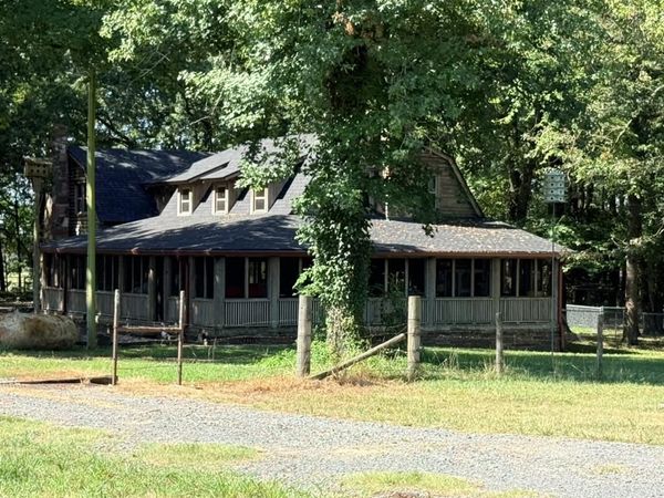 740 E 278 Highway, Wickes, AR 71973