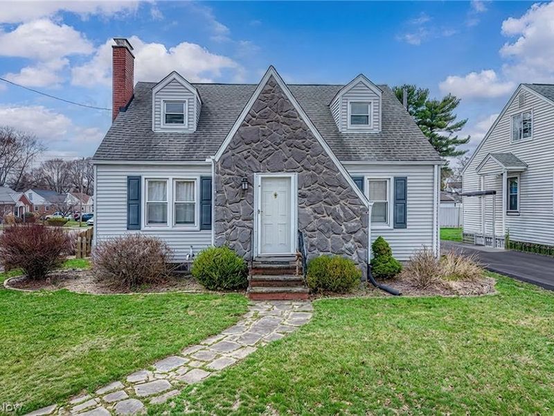 1401 Broad Avenue NW, Canton, OH 44708 Photo 1