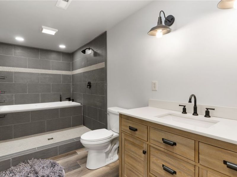 11950 Castleton Lane, Grafton, OH 44044 Photo 32