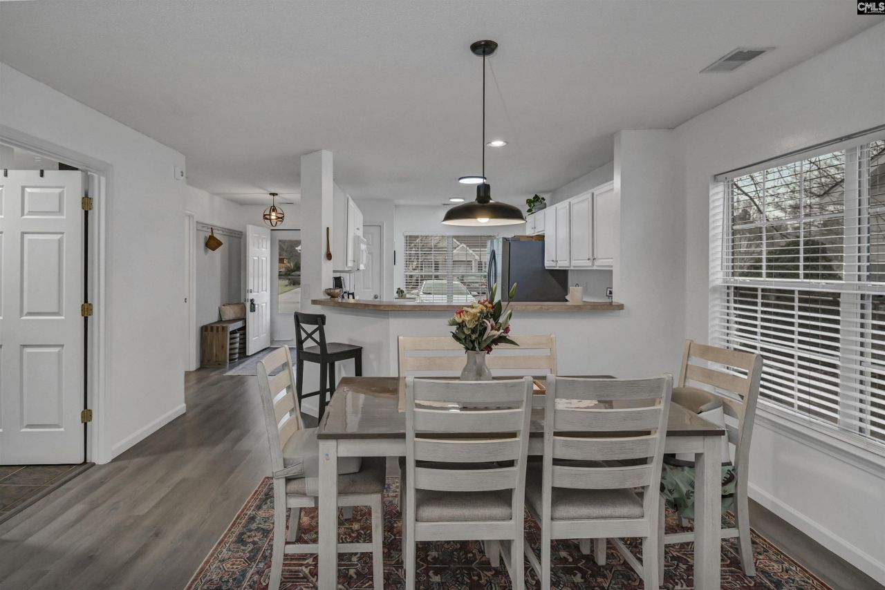 309 Tidas Street Photo 12