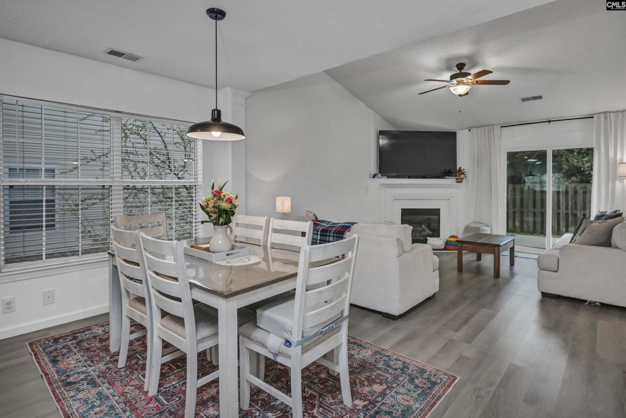 309 Tidas Street Photo 13