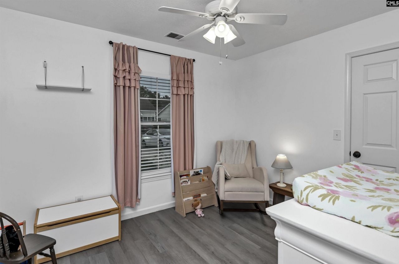 309 Tidas Street Photo 21