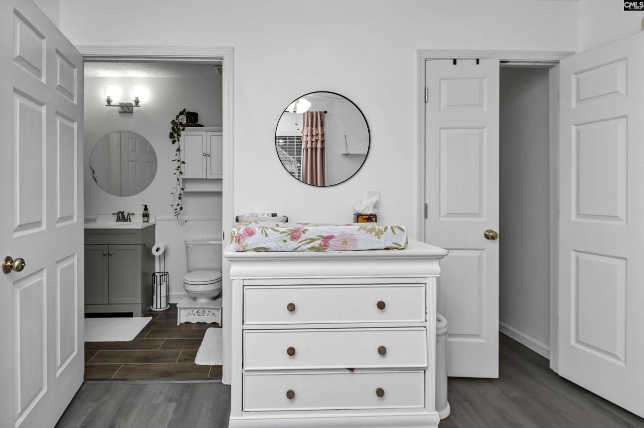 309 Tidas Street Photo 23