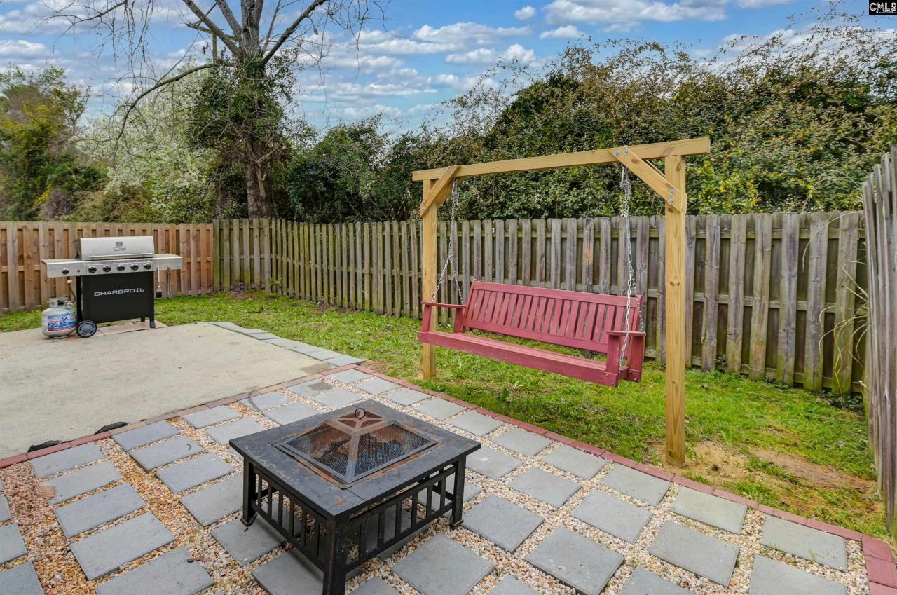 309 Tidas Street Photo 26