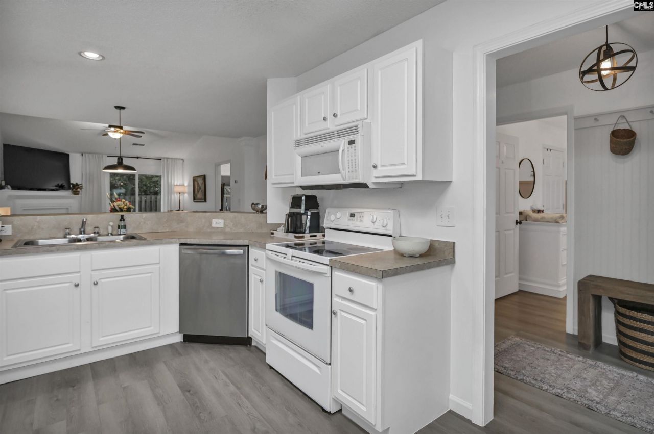 309 Tidas Street Photo 5