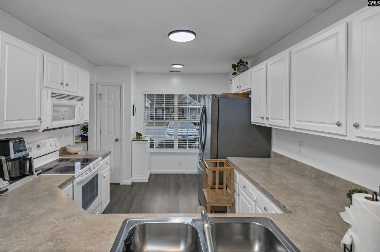 309 Tidas Street Photo 7