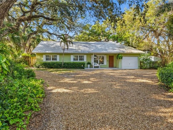 456 Holly Road, Vero Beach, FL 32963