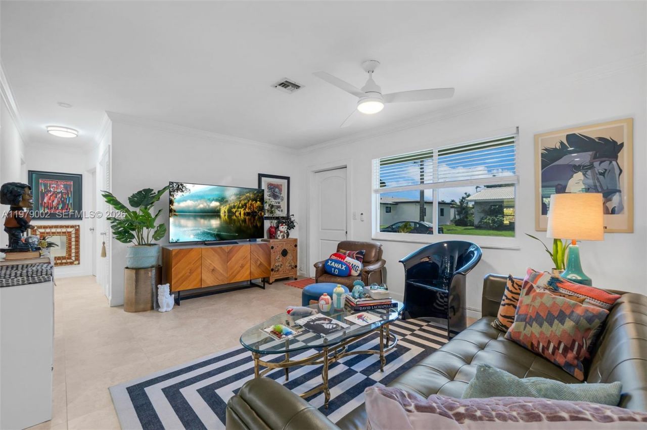 2805 NW 52nd Ct, Tamarac, FL 33309 Photo