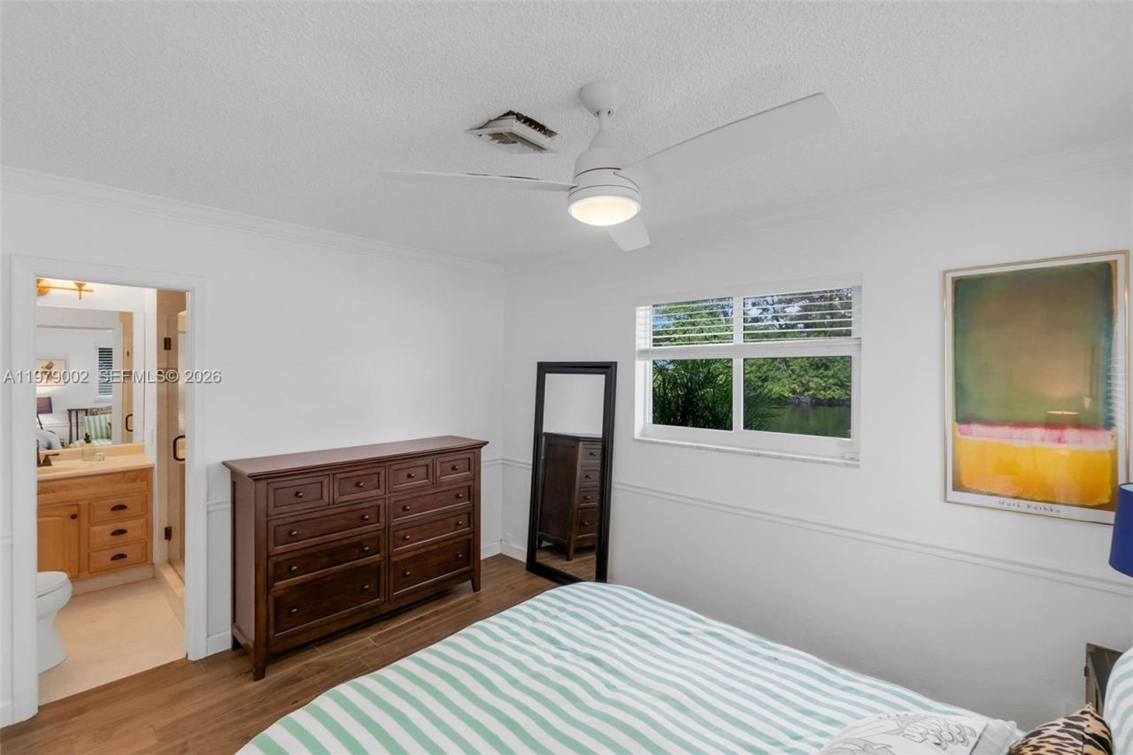 2805 NW 52nd Ct, Tamarac, FL 33309 Photo