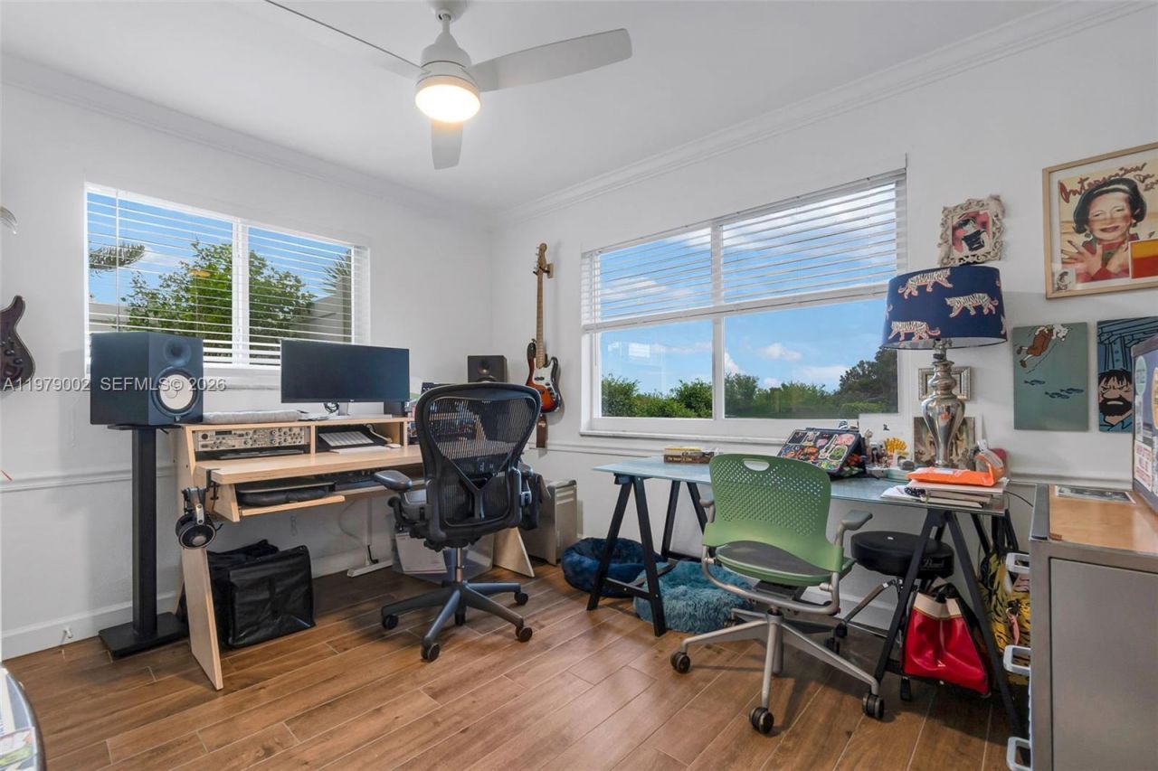 2805 NW 52nd Ct, Tamarac, FL 33309 Photo