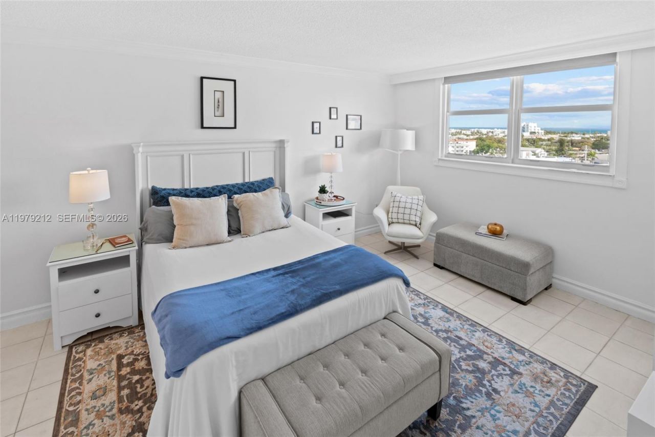 6900 Bay Dr, Unit 10H, Miami Beach, FL 33141 Photo