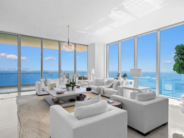 18501 Collins Ave, Unit 4304, Sunny Isles Beach, FL 33160