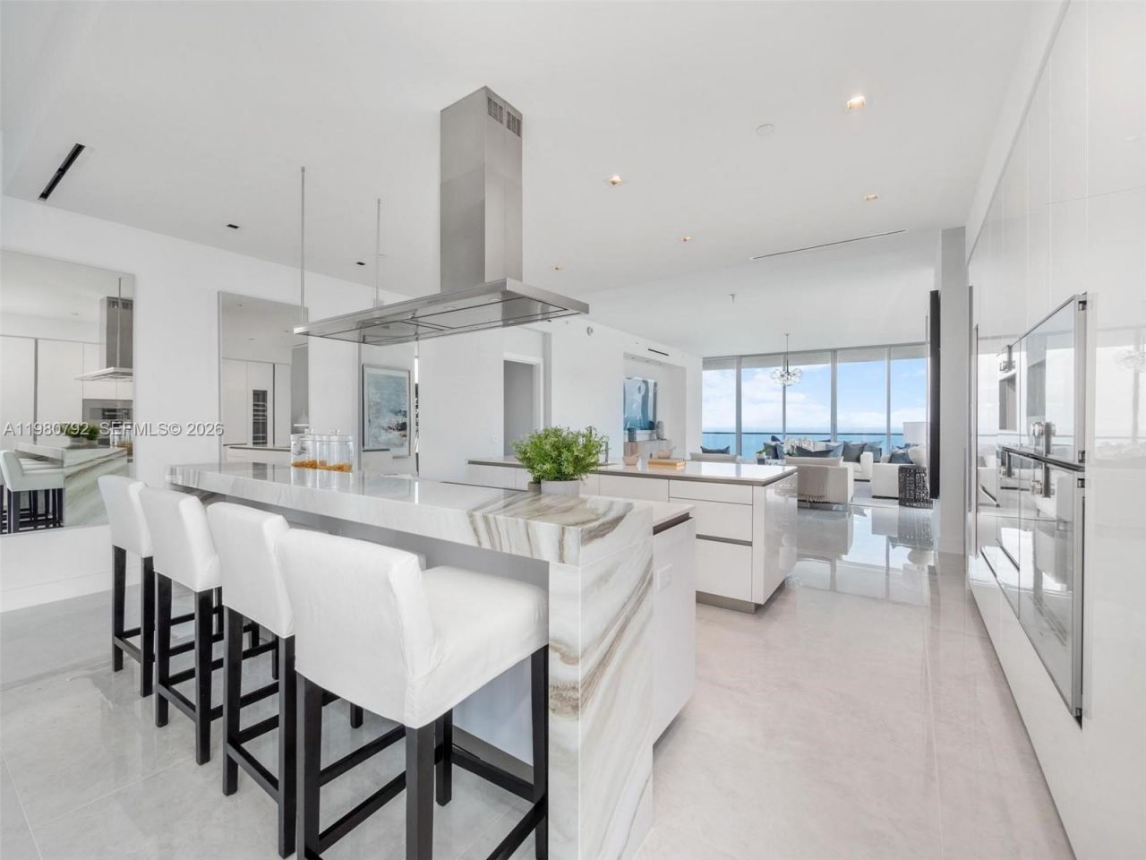 18501 Collins Ave , Unit 4304, Sunny Isles Beach, FL 33160 Photo