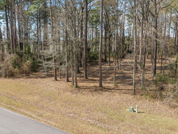 16 Winfield Lane , Pinetown, NC 27865