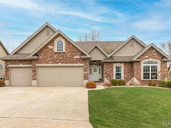 103 Auburn Trace Point, St Peters, MO 63376