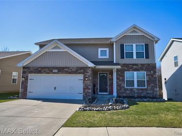 2075 Stillwater Drive, Davison Twp, MI 48423