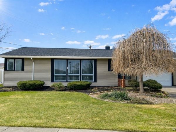 98 Jamaica Road , Tonawanda, NY 14150